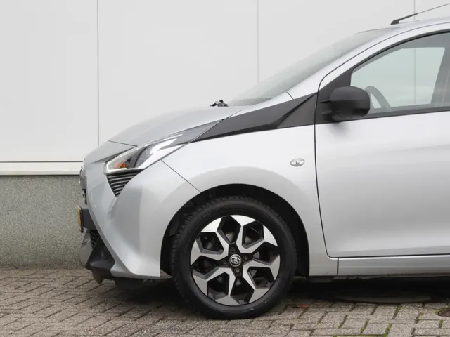 Toyota Aygo 1.0 VVT-i x-fun | Airco | Lm-Velgen