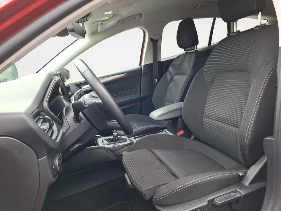 Ford Focus Wagon 1.0 EcoBoost Hybrid Titanium X | NL-auto | 1e Eigenaar | Winterpack | Driver Assistancepack | El. Trekhaak | Adaptieve Cruise Control | BLIS | El. Achterklep | Camera | B&O | AGR Bestuurdersstoel |