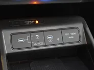 Hyundai Kona 1.6 Hybride DCT Premium I Leder I Demo korting