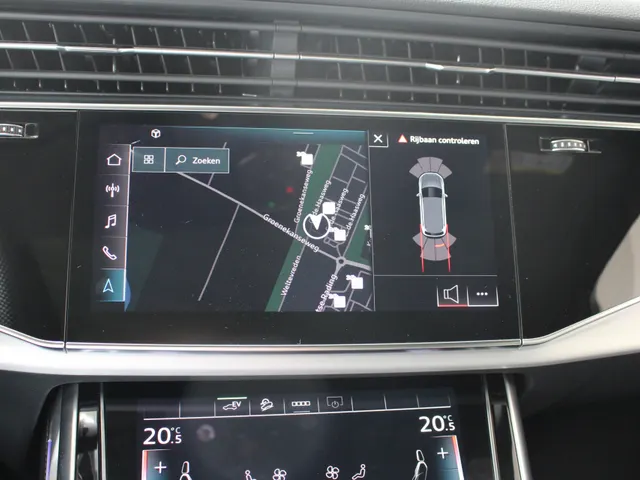 Audi Q7 55 TFSI e Quattro S-Line Panoramadak | El. Stoelverstelling | PDC+Camera | 20' Velgen
