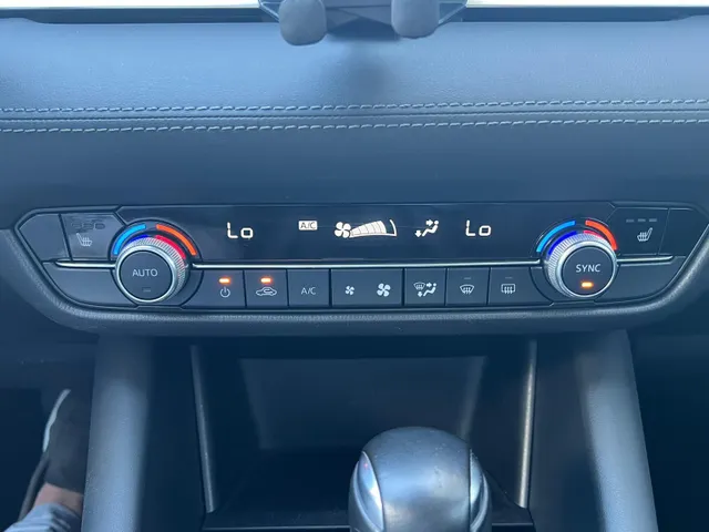 Mazda 6 Sportbreak 2.0 SkyActiv-G 165 Centre-Line AUTOMAAT | TREKHAAK | 360gr CAMERA | APPLE CARPLAY/ ANDROID AUTO | HEAD-UP DISPLAY | 1e EIG | NED. AUTO |