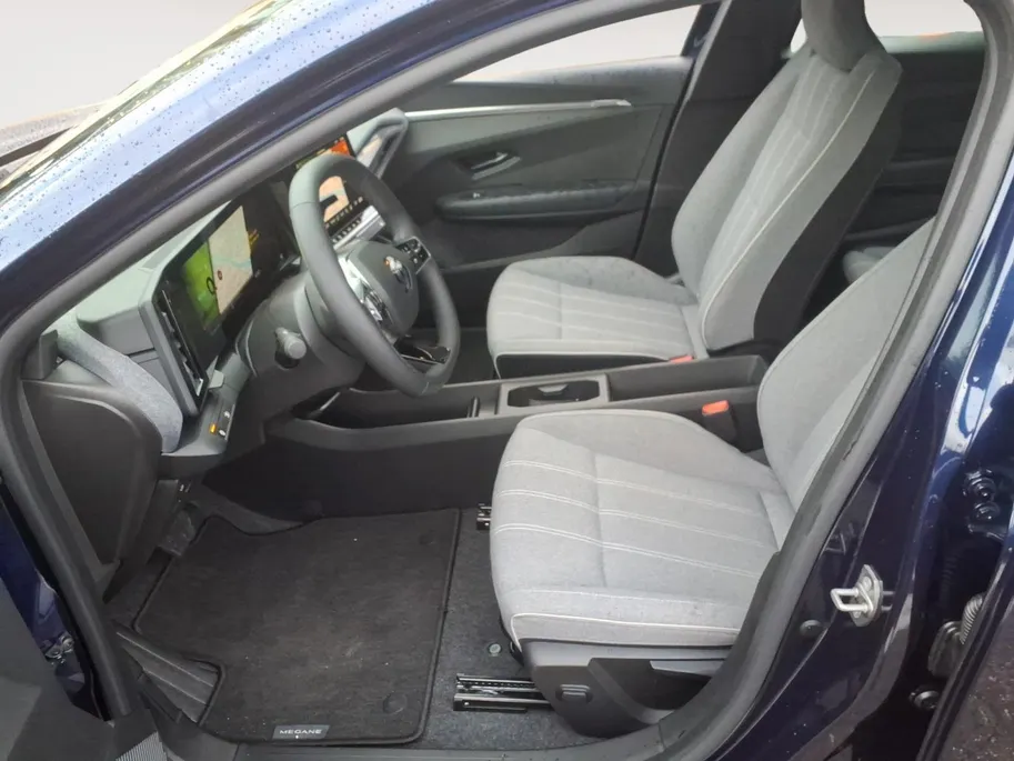 Renault Megane E-Tech comfort range Evolution 60 kWh | Apple Carplay | Verwarmbare stoelen | Keyless Entry | Warmtepomp