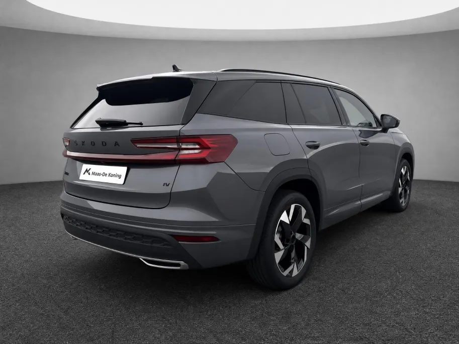 Škoda Kodiaq Sportline Business 1.5 TSI PHEV 150 kW / 204 PK SU V | Metallic Lak | Trekhaak wegklapbaar | 19'' Lichtmetalen Velgen | 2000,- inruilpremie!!