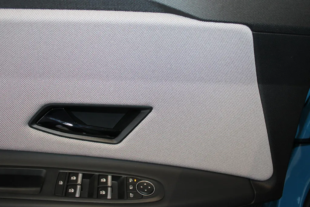Nissan Micra ADVANCE 52 kWh *100% Elektrisch*WLTP 417km*Google assist*Achteruitrijcamer*Pdc voor en achter*4 rijmodus*Climate controle*adaptive cruisecontrole*I-key*Apple carplay & Android auto*