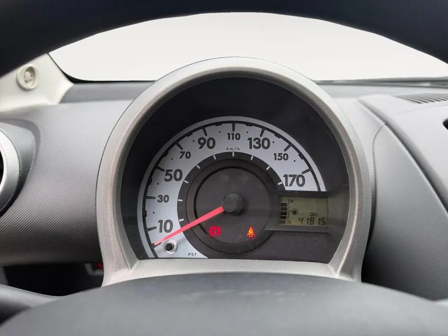 Toyota Aygo 1.0-12V + | 1e eigenaar | Airco | Elektr. ramen voor | Radio | Bovag garantie |