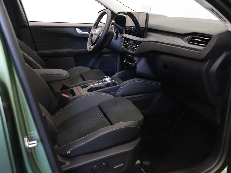 Ford Kuga 2.5 PHEV Active X | Te Bestellen | Actiekorting tot €4000,- | Private Lease vanaf €666,- p/m | 2100KG Trekgewicht |