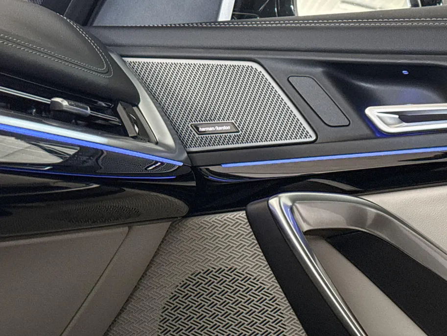 BMW iX1 eDrive20 67 kWh M Sport Edition