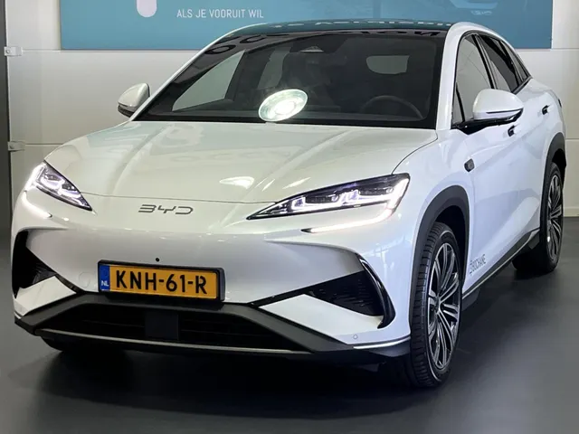 BYD SEALION