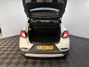 Renault Captur 145PK E-Tech Full Hybrid Techno Automaat | 1e eigenaar | Navi | Camera | Parkeersensoren | Climate Control | Apple CarPlay/Android Auto | Cruise Control | Lichtmetalen Velgen | Licht & Regen Sensor |