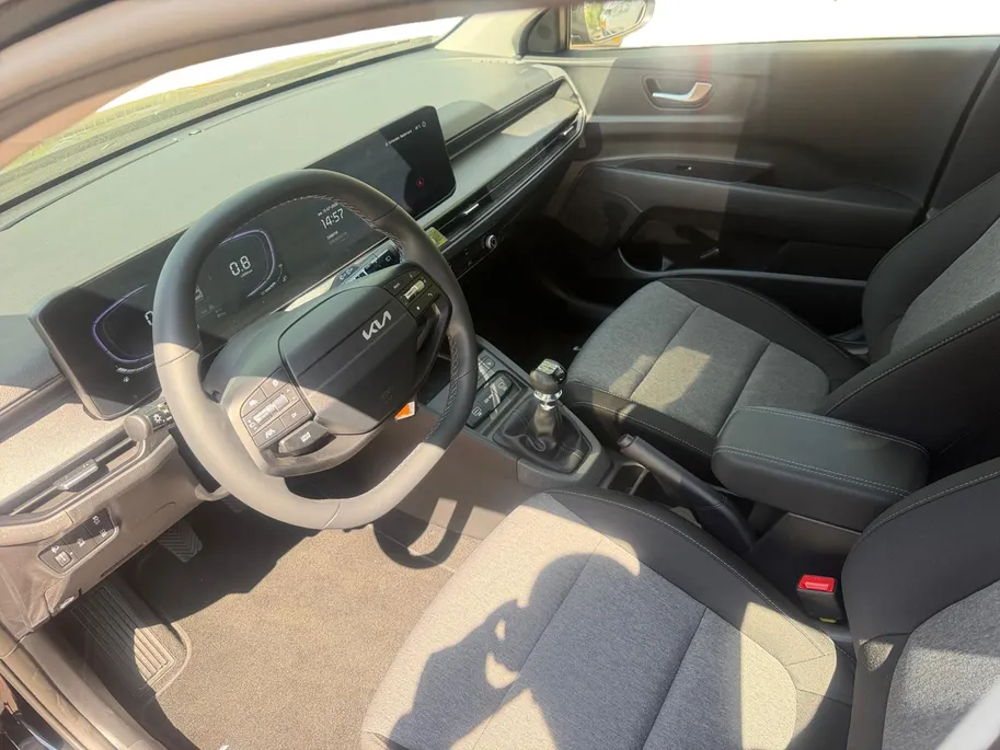 Kia Stonic 1.0 T-GDi MHEV DynamicLine Demo | Navigatie | Airco | Achteruitrijcamera | Fabrieksgarantie |