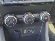 Renault Clio 1.0 TCe 90 Equilibre | Navigatie | Cruise | DAB | Rijstrooksensor met correctie | Airco | Apple Carplay/Android Auto