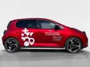 Renault Twingo urban range techno 27.5 kWh * NU IN DE SHOWROOM * Gratis 5 jaar garantie tot 100.000km | financier vanaf 2,9% rente |(Zeeuw & Zeeuw Private Lease Actie v.a. € 379,-)