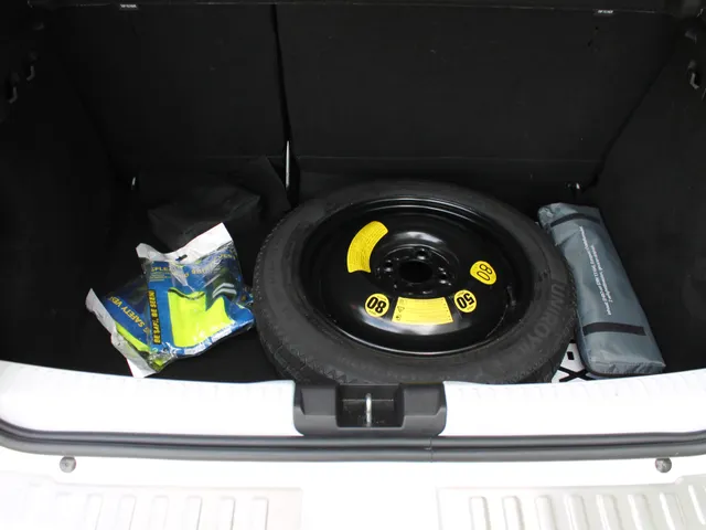 Dacia Sandero 1.0 TCe 100 PK ECO-G Expression | Trekhaak | Parkeersensoren achter | Apple car Play | Lage km stand |