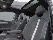 Škoda Kodiaq 1.5 TSI 204pk DSG PHEV Sportline Business · Panoramadak · Camera · Wegklapbare Trekhaak · Elek. Achterklep · Elek. Voorstoel · 19'' Inch · Garantie t/m 06-07-2030 of 100.000km