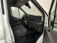 Ford Transit 350 2.0 TDCI L3H2 Trend Trekhaak | Parkeersensoren voor & achter | Verwarmbare voorstoelen| Handmatige regeneratie roetfilter | Navigatiesysteem |