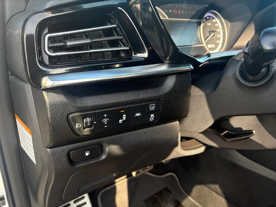 Kia Niro 1.6 GDi Hybrid DynamicPlusLine | Navi | Stoel- stuurverwarming | Climate control