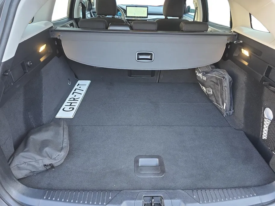 Ford Focus Wagon 1.0 EcoBoost Hybrid Titanium X Automaat | 1e Eigenaar | Afneembare Trekhaak | Winterpack | Elektr. achterklep | B&O Audio | Dealer onderhouden | 12 maanden garantie! |