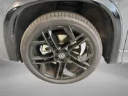 Volkswagen Tayron 1.5 272pk DSG eHybrid R-Line Edition · Panoramadak · 360 Camera · Wegklapbare Trekhaak · Alarm · 20'' Inch · 17-12-2029 of 100.000km