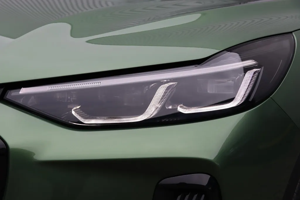 Ford Kuga 2.5 PHEV Active X | Nieuw te bestellen | €4.000,- korting | 2100kg trekgewicht | 0,99% rente Ford Options!