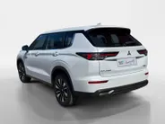 Mitsubishi Outlander 2.4 PHEV Pure | Showroomvoorraad model met 5.000 euro korting bij levering voor 30-6-2026  |Navigatie | Airco/ECC | L.M.Velgen | 8 jaar garantie
