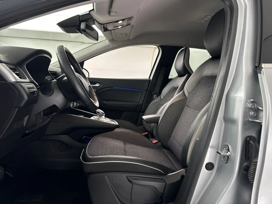 Renault Captur 1.6 E-Tech PHEV 160 Intens | Groot Scherm + Navigatie | Parkeercamera | Cruise Control