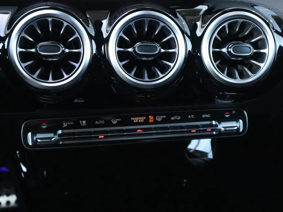 Mercedes-Benz CLA Shooting Brake 180 Star Edition AMG Line