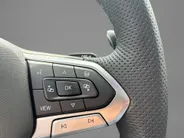 Volkswagen Tiguan 1.5eHybrid/204PK DSG R-Line · Panoramadak · Leder · 360 Camera · Stoelventilatie · Massage · Keyless · Harman Kardon Audio · Garantie t/m 03-04-2030 of 100.000km