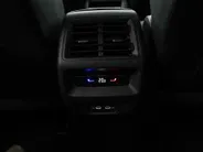 Volkswagen Tayron Life Edition 1.5 eHybrid 204 PK 6 versn. DSG · Comfort pakket · Trekhaak inklapbaar, met elektrische ontgrendeling, incl. aanhangermanoeuvreerhulp Trailer Assist · Voorraad OUTLET · Prijs is inclusief inruilpremie · MEGA SALE