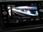 Volkswagen Tiguan 1.4 TSI 245pk DSG eHybrid R-Line Business · Camera · Apple/Android Car Play · Navigatie · P-Sensoren · 19'' Inch ·