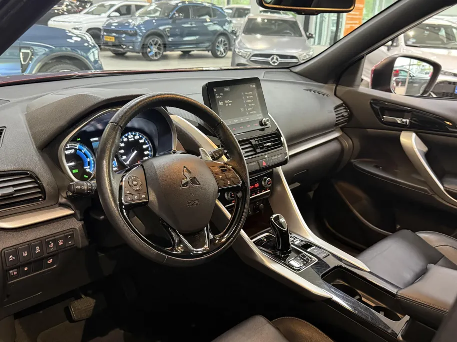 Mitsubishi Eclipse Cross 2.4 PHEV Instyle leder interieur