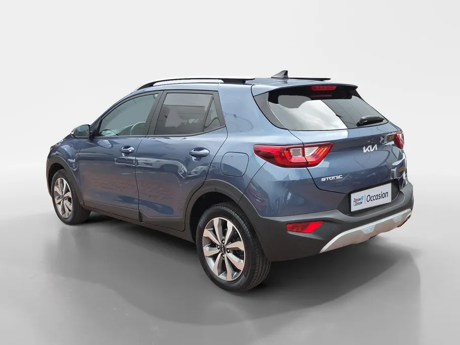 Kia Stonic 1.0 T-GDi MHEV DynamicPlusLine 1e Eigenaar | Zeer nette auto | Dealer onderhouden | Navi | Camera | Cruise & Climate control | Apple CarPlay & Android Auto | Fabrieksgarantie t/m 11-12-2030 +3x 1 jaar* | NAP