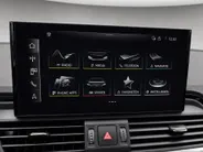 Audi Q5 Sportback 50 TFSI e 299pk S edition Competition · Panoramadak · 360 gr. Camera · Bang & Olufsen · Luchtvering · Apple/Android Car Play · Stoel+achterbank verwarmd · 20'' velgen · Garantie t/m 07-02-2028 of 100.000km