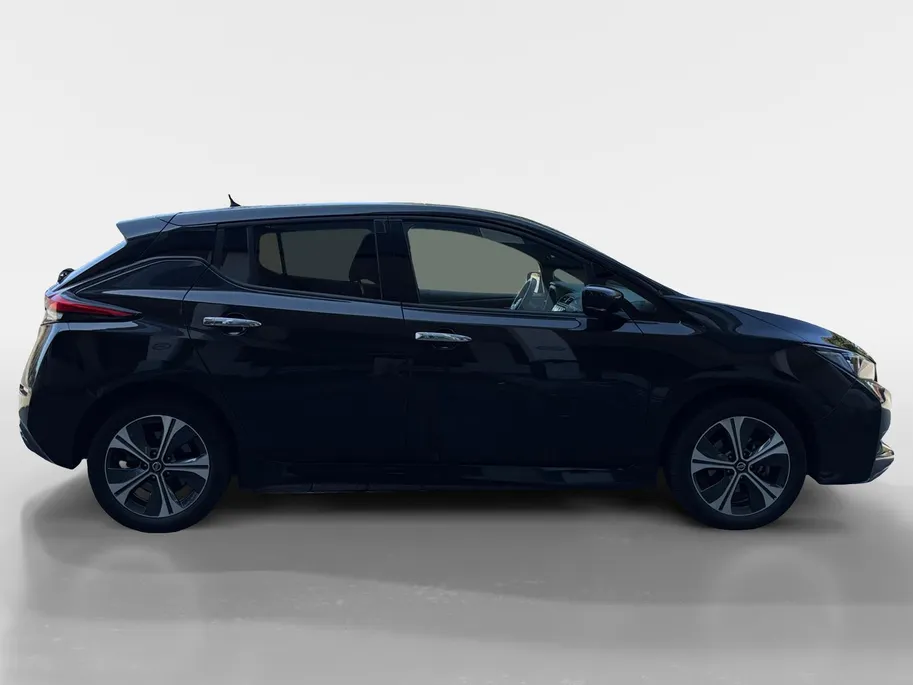 Nissan Leaf e+ N-Connecta 62 kWh 217PK AUTOMAAT | 1ste eigenaar | Navigatie | Apple Carplay & Android Auto | Pro Pilot (Adaptive Cruise Control | Climate Control | Stoel- en stuurverwarming | 360 camera | Parkeersensoren rondom |