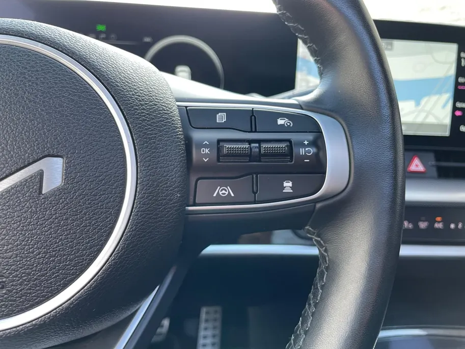 Kia Sportage 1.6 T-GDi Plug-in Hybrid AWD GT-Line *Navi+360Camera*Schuif/kanteldak*Stoelverwarming/ventilatie*Climate Control*Adapt. Cruise Control*Elekt. Stoelen*Harman Kardon Audio*Zeer nette auto!