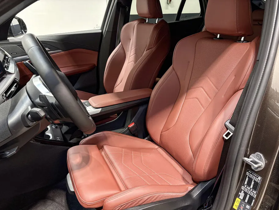 BMW iX2 eDrive20 M Sport Edition Innovation Pack