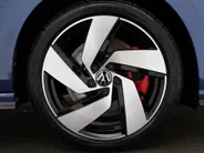 Volkswagen Golf 1.5 eHybrid PHEV 272PK GTE · Panoramadak · Camera · Inklap. Trekhaak · Matrix LED · Head-Up Display · Dynamic Chassis Control · Garantie t/m 17-07-2030 of 100.000km