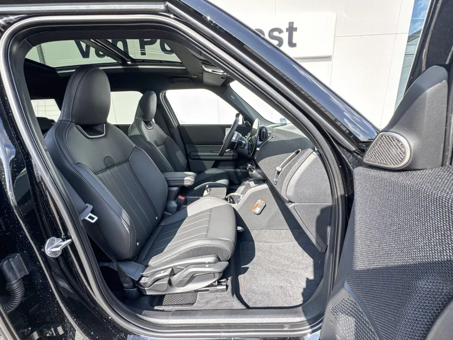 MINI Countryman C