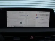 Kia EV6 Plus 77.4 kWh | Stuur-/stoelverwarming + ventilatie | Elektr. stoelverstelling + achterklep | Warmtepomp | 19" LM | Camera | LED |
