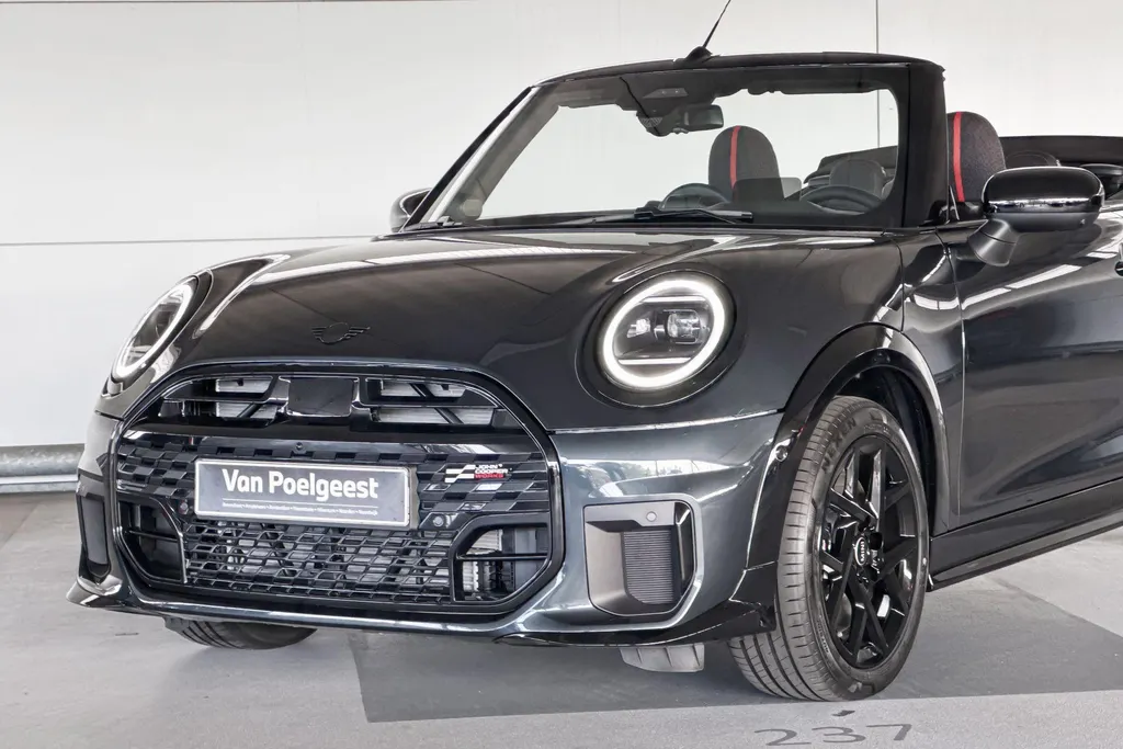 MINI Cooper cabrio 2.0 Cooper C John Cooper Works XL