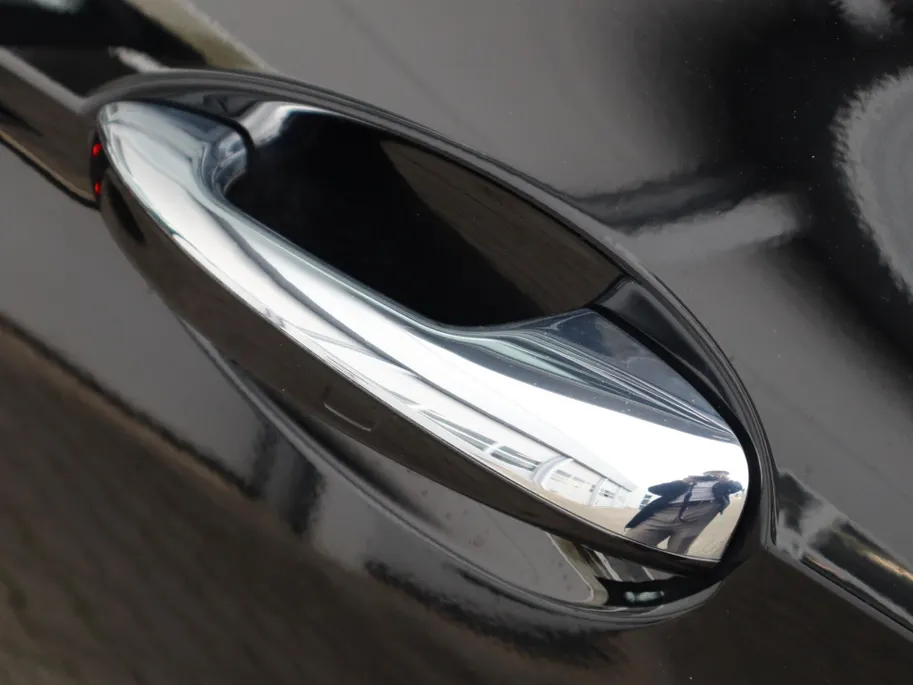 Mercedes-Benz E-Klasse Estate 300 e Business Solution AMG l Keyless l Achteruitrijcamera l Stoelverwarming l Ambiente lichtpakket
