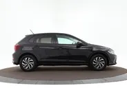 Volkswagen Polo Life Edition 1.0 TSI 95 pk 5 versn. Hand · Bluetooth telefoonvoorbereiding · Airconditioning automatisch, 2-zone (climatronic) ·