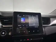 Renault Captur 90PK TCe Zen | Trekhaak | Lichtmetalen Velgen | Privacy Glass | Apple CarPlay/Android Auto | Airco | Cruise Control | Armsteun | Elektrsiche Ramen & Spiegels |