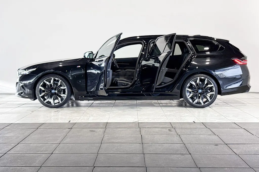 BMW 5 Serie Touring 530e M Sportpakket