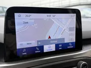 Ford Focus Wagon 1.0 EcoBoost Titanium +