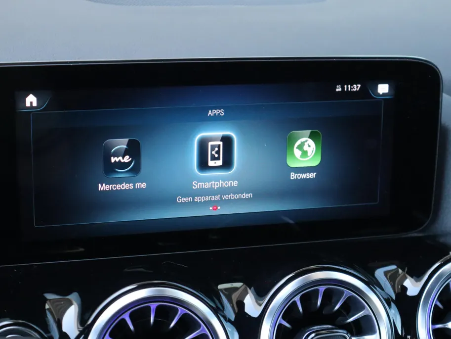 Mercedes-Benz GLA 250 e AMG Line l Keyless l Achteruitrij camera l Stoelverwarming l Memory