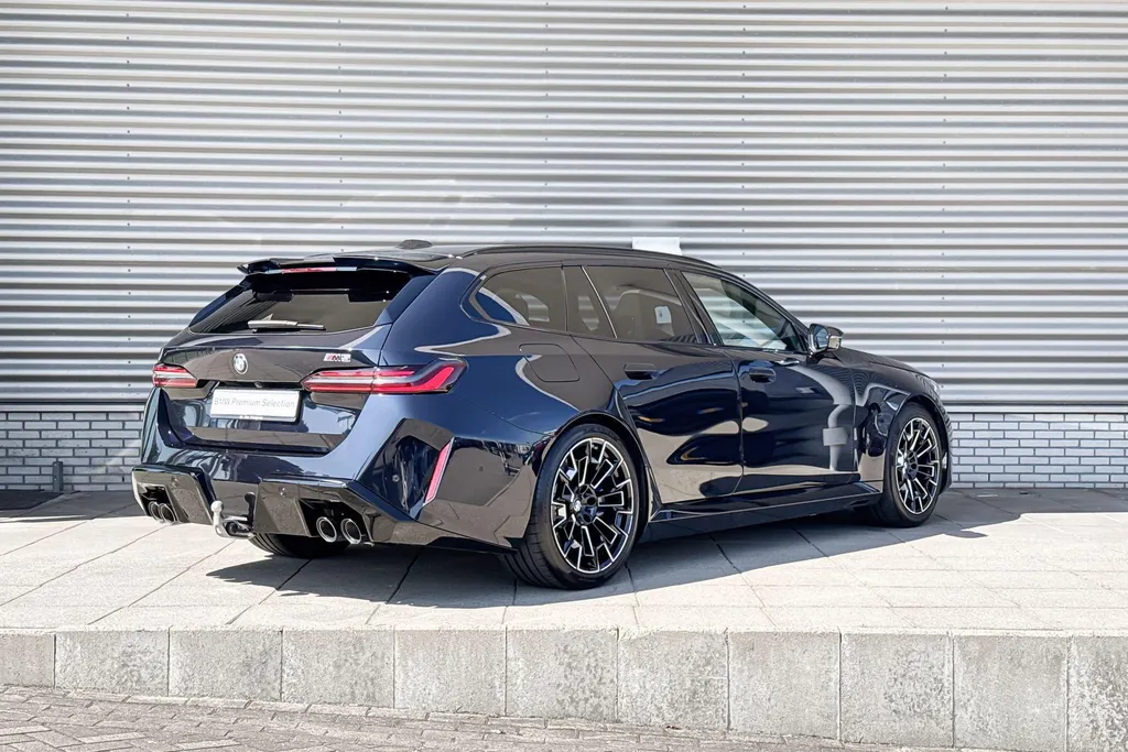 BMW M5 Touring 