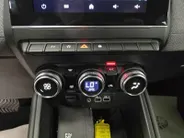 Renault Clio 1.6 E-Tech Full Hybrid 145 techno AUTOMAAT NAVI AIRCO CAMERA CRUISE CONTROLE LM VELGEN APPLE CARPLAY ANDROID AUTO ZEER MOOIE AUTO DEALER ONDERHOUDEN