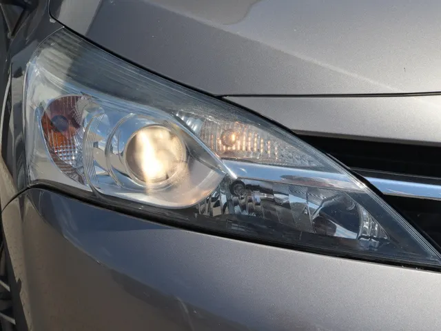 Toyota Verso 1.8 VVT-i Aspiration Automaat | Panoramadak | Trekhaak