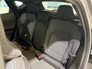 Renault Captur 145PK E-Tech full hybrid techno Automaat | 1ste Eigenaar | Google Built-in | Apple Carplay/Android Auto | Camera | Parkeersensoren | Lichtmetalen Velgen | LED Lampen | Digitale Cockpit | Licht & Regen Sensor | Armsteun |