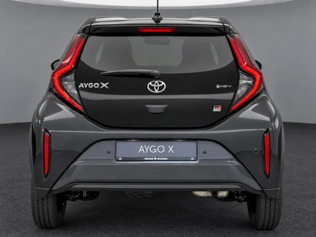 Toyota Aygo X Hybrid 115 GR Sport | Nieuw Uit Voorraad |